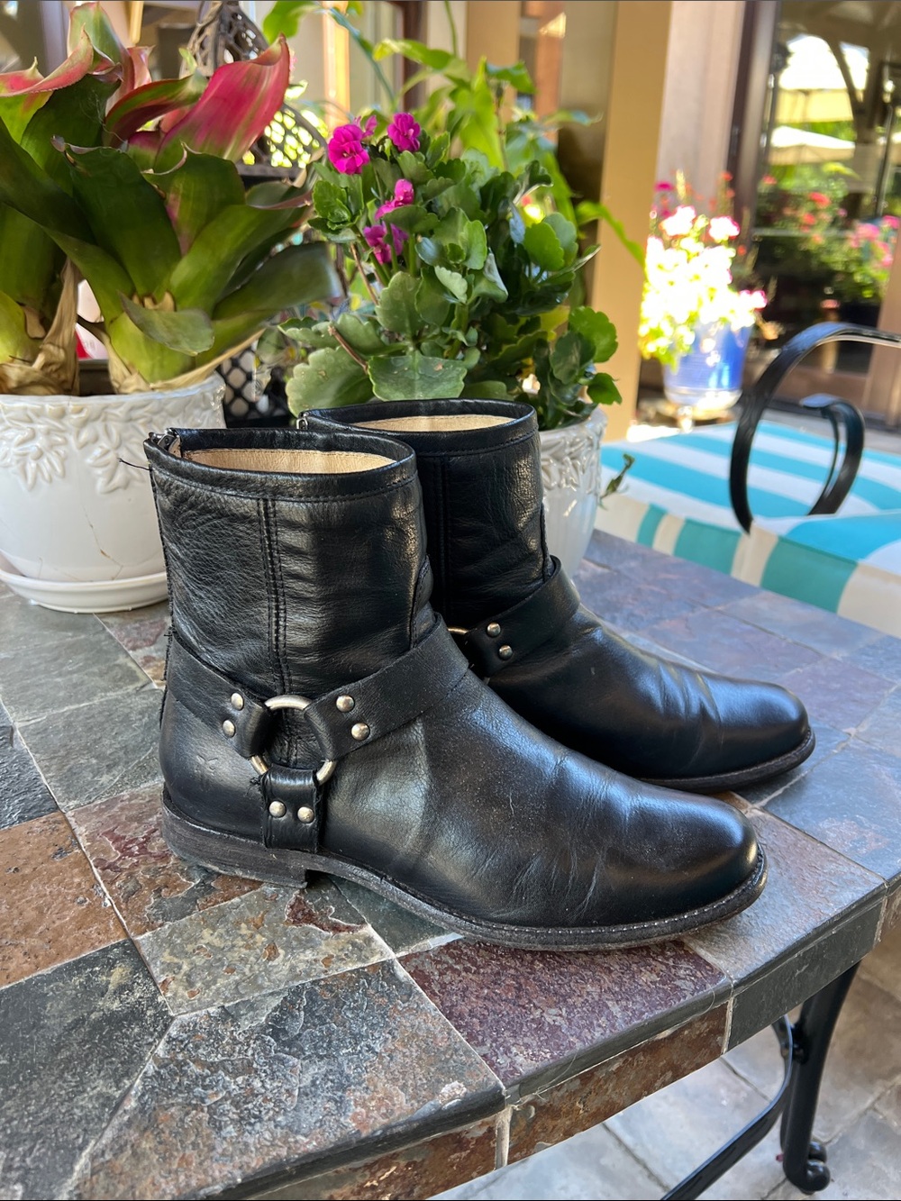 Frye Phillips harness Black Leather Ankle Boots 8